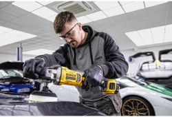 Полірувальна машина акумуляторна безщіткова DeWALT DCM849P2 в Украине