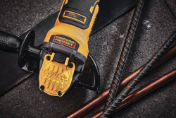 Шліфмашина кутова - болгарка акумуляторна безщіткова DeWALT DCG409NT не дорого