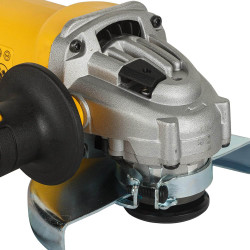 Шліфмашина кутова - болгарка мережева DeWALT DWE4215 знижки