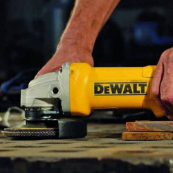 Шліфмашина кутова - болгарка мережева DeWALT DWE4233 не дорого
