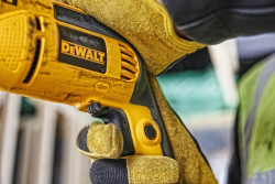 Дриль мережевий ударний DeWALT DWD024 не дорого