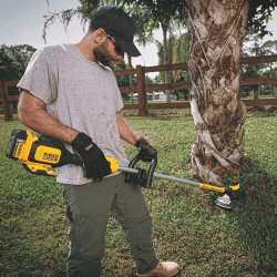 Коса акумуляторна безщіткова DeWALT DCM561PB фото