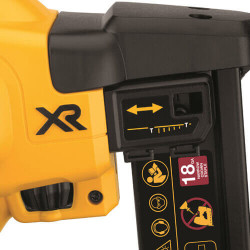 Степлер скобозабивний акумуляторний безщітковий DeWALT DCN681N в интернет-магазине