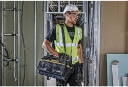 Сумка закритого типу DeWALT DWST82991-1 в Украине