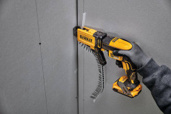 Насадка стрічкова для подачі шурупів DeWALT DCF6202 фото