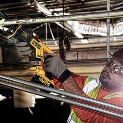 Пила шабельна акумуляторна безщіткова DeWALT DCS367NT замовити