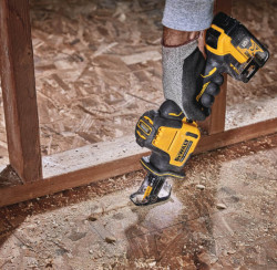 Пила шабельна акумуляторна безщіткова DeWALT DCS369M2 акция