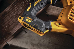 Пила шабельна акумуляторна DeWALT DCS386T1 не дорого