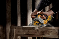 Пила дискова аккумуляторна безщіткова DeWALT DCS512P2 не дорого
