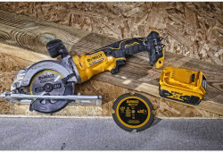 Пила дискова акумуляторна безщіткова DeWALT DCS571P2 фото