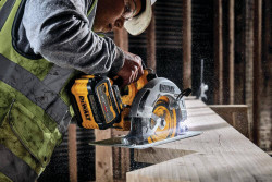 Пила дискова акумуляторна безщіткова DeWALT DCS573NT Arsenal Grand