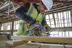 Пила дискова акумуляторна DeWALT DCS578X2 фото