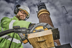 Пила дискова акумуляторна DeWALT DCS578X2 Arsenal Grand