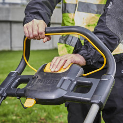 Газонокосарка акумуляторна безщіткова DeWALT DCMW564P2 в Україні