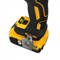 Набір з чотирьох інструментів безщіткових DeWALT DCK428P3T в Украине
