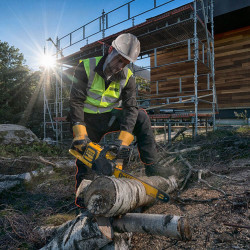 Пила ланцюгова акумуляторна безщіткова DeWALT DCM575X1 фото