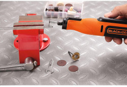 Багатофункціональний інструмент акумуляторний BLACK+DECKER BCRT8I фото