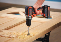 Дриль-шурупокрут акумуляторний безщітковий BLACK+DECKER BL186KB цена