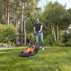 Газонокосарка електрична BLACK+DECKER BEMW451 в Украине