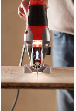 Пила лобзиковая мережева BLACK+DECKER BES610 