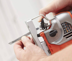 Пила лобзиковая мережева BLACK+DECKER BES610K заказать
