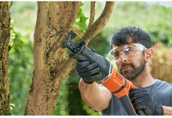 Пила шабельна мережева BLACK+DECKER BES301 в интернет-магазине