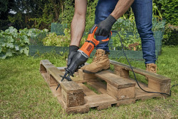 Пила шабельна мережева BLACK+DECKER BES301K в інтернет-магазині