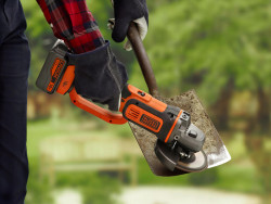 Шліфмашина кутова - болгарка акумуляторна BLACK+DECKER BCG720N акция