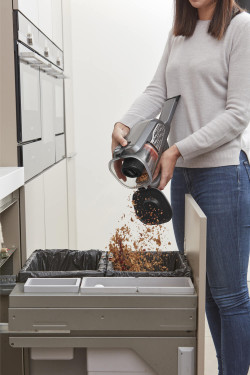 Пилосос акумуляторний BLACK+DECKER BHHV520JF цена