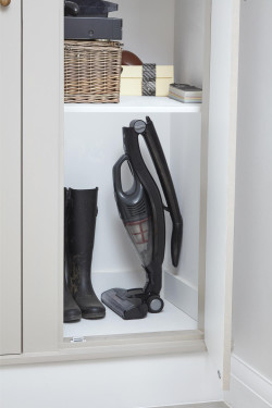 Пилосос акумуляторний (електровіник) BLACK+DECKER SVB620JW фото
