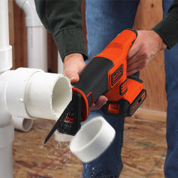 Пила шабельна акумуляторна BLACK+DECKER BDCR18N в Украине