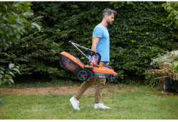 Газонокосарка акумуляторна BLACK+DECKER BCMW33184L2 заказать