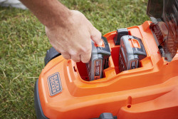 Газонокосарка акумуляторна BLACK+DECKER BCMW3318L2 