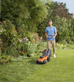 Газонокосарка акумуляторна BLACK+DECKER BCMW3336L1 не дорого