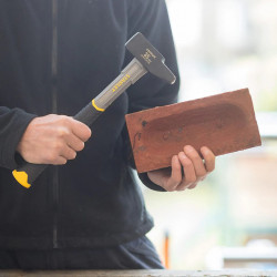 Молоток інженерний Fiberglass, вага 300 г STANLEY STHT0-54131 замовити