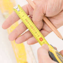 Рулетка вимірювальна TYLON ™ Dual Lock довжиною 5 м, шириною 19 мм, в пластмасовому корпусі STANLEY STHT36803-0 купить