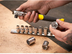 Набір головок торцевих 3/8 з одинадцяти предметів STANLEY STMT82670-0 купить
