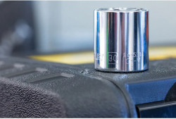 Набір торцевих головок 1/2 з одинадцяти предметів STANLEY STMT82671-0 в Україні