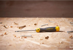 Викрутка Cushion Grip завдовжки 75 мм з паралельним жалом під шліц SL 2.5 STANLEY 0-64-924 замовити