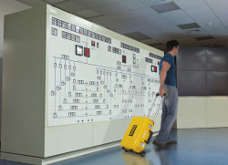 щик техніка FATMAX®, 540х400х435 мм, армований скловолокном, оснащений колесами STANLEY FMST1-72383 не дорого
