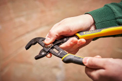 Пасатижі FatMax Groove Joint переставні сантехнічні довжиною 300 мм STANLEY 0-84-649 заказать