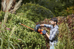 Кущоріз електричний BLACK+DECKER BEHTS301 знижки