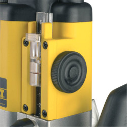 Фрезер мережевий DeWALT DW625E в интернет-магазине