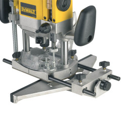 Фрезер мережевий DeWALT DW625E скидки
