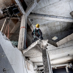 Перфоратор Metabo KHEV 11-52 BL - фото №3 Перфоратор Metabo KHEV 11-52 BL в Украине