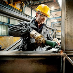 Угловая шлифмашина одноручная Metabo WEVA 15-125 Quick в Украине