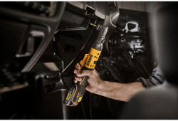 Гайкокрут кутовий - ключ-храповик акумуляторний безщітковий DeWALT DCF500L2G ціна