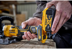 Фрезер акумуляторний безщітковий DeWALT DCW682P2 ціна