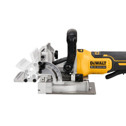 Фрезер акумуляторний безщітковий DeWALT DCW682P2 акція