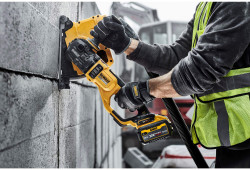 Шліфмашина кутова - болгарка акумуляторна безщіткова DeWALT DCG460X2 в интернет-магазине